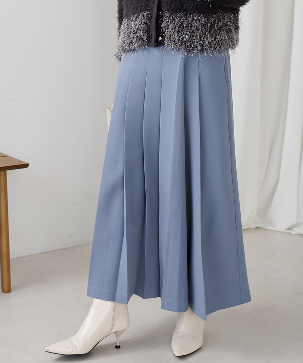 フロントプリーツパンツ