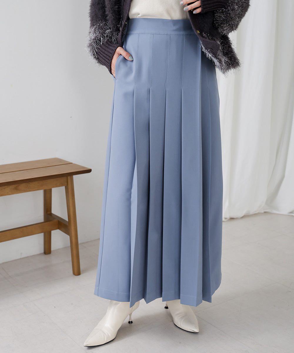 フロントプリーツパンツ