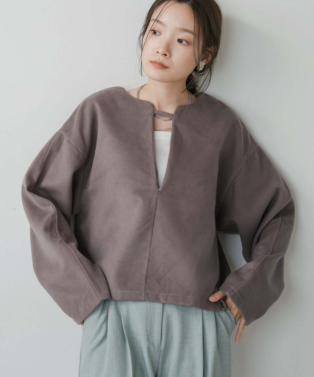 前後2WAYウールライクキーネックプルオーバー
