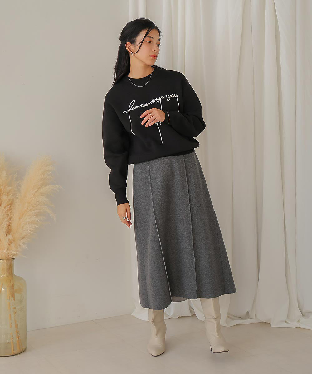 リサイクルヤーンロゴ刺繍プルオーバー