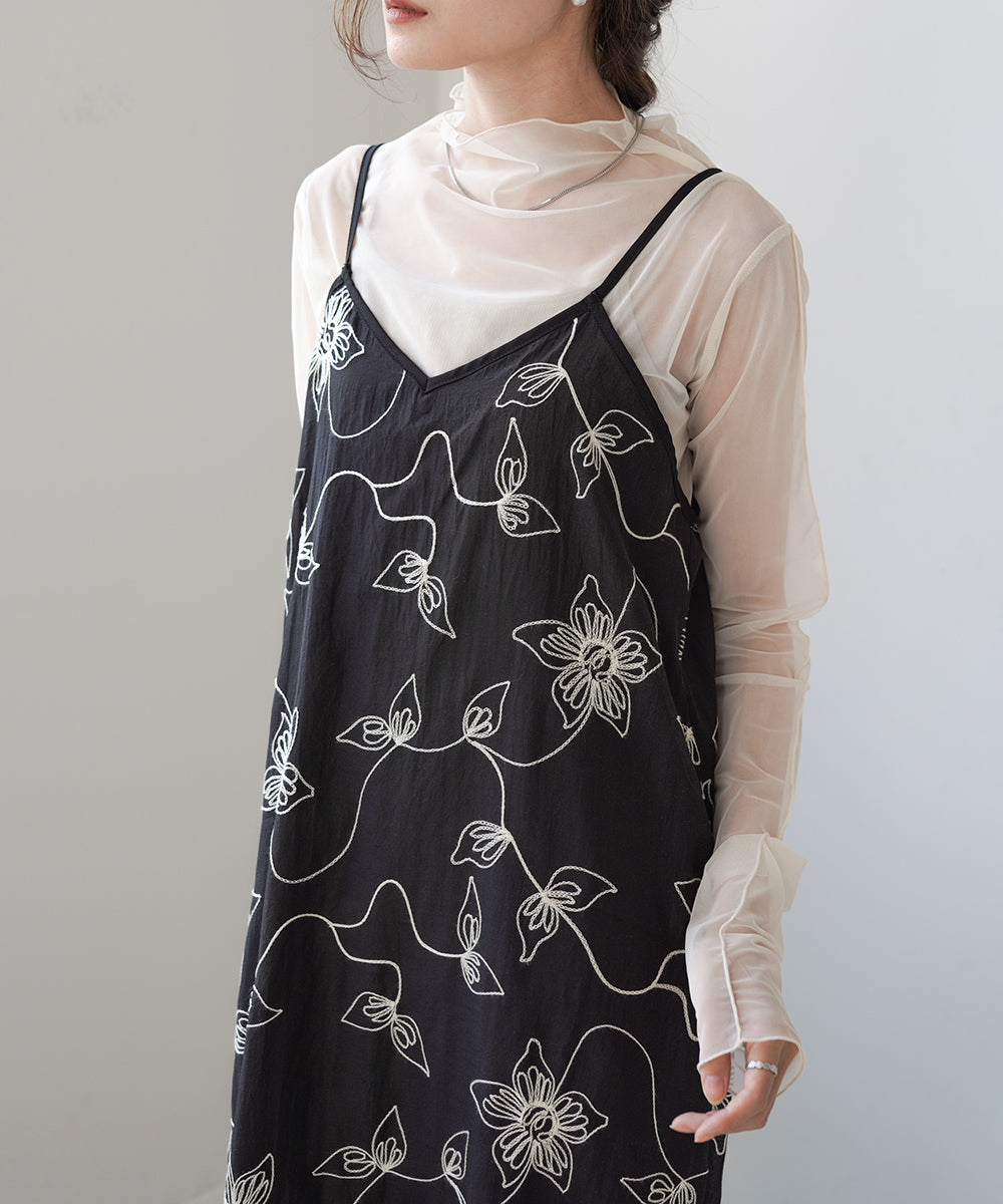 【低身長向け・高身長向けサイズあり】刺繍キャミワンピース