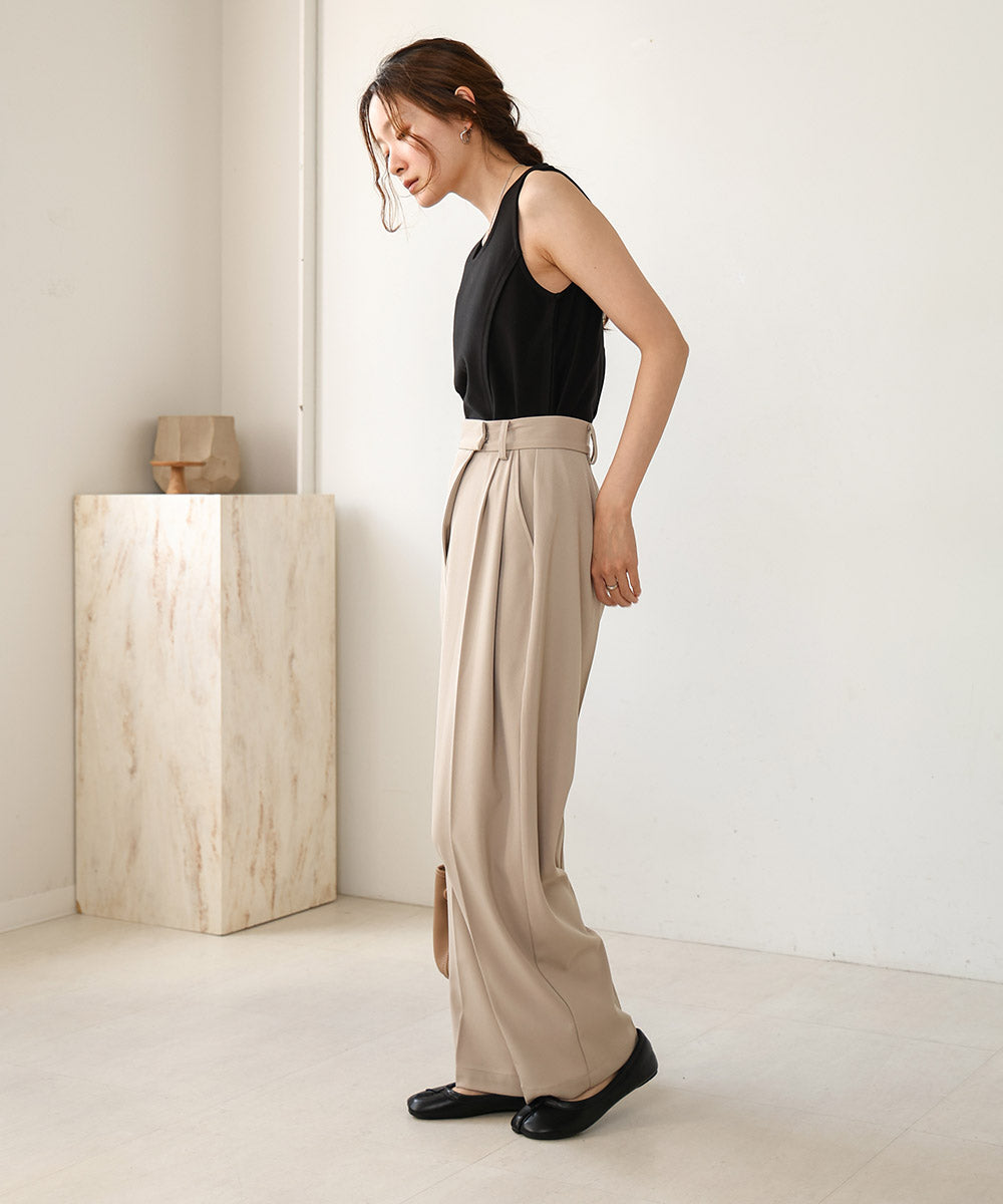 【S・M 展開】スクエアネックタックデザインタンクトップ