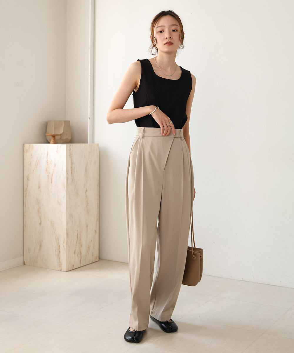 【S・M 展開】スクエアネックタックデザインタンクトップ