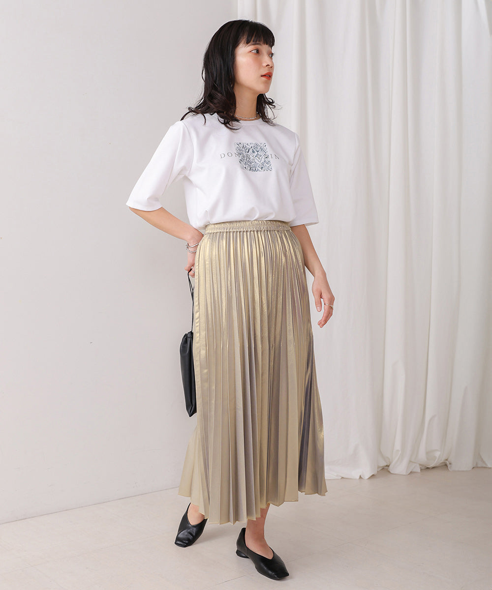 チンツ加工プリーツスカート