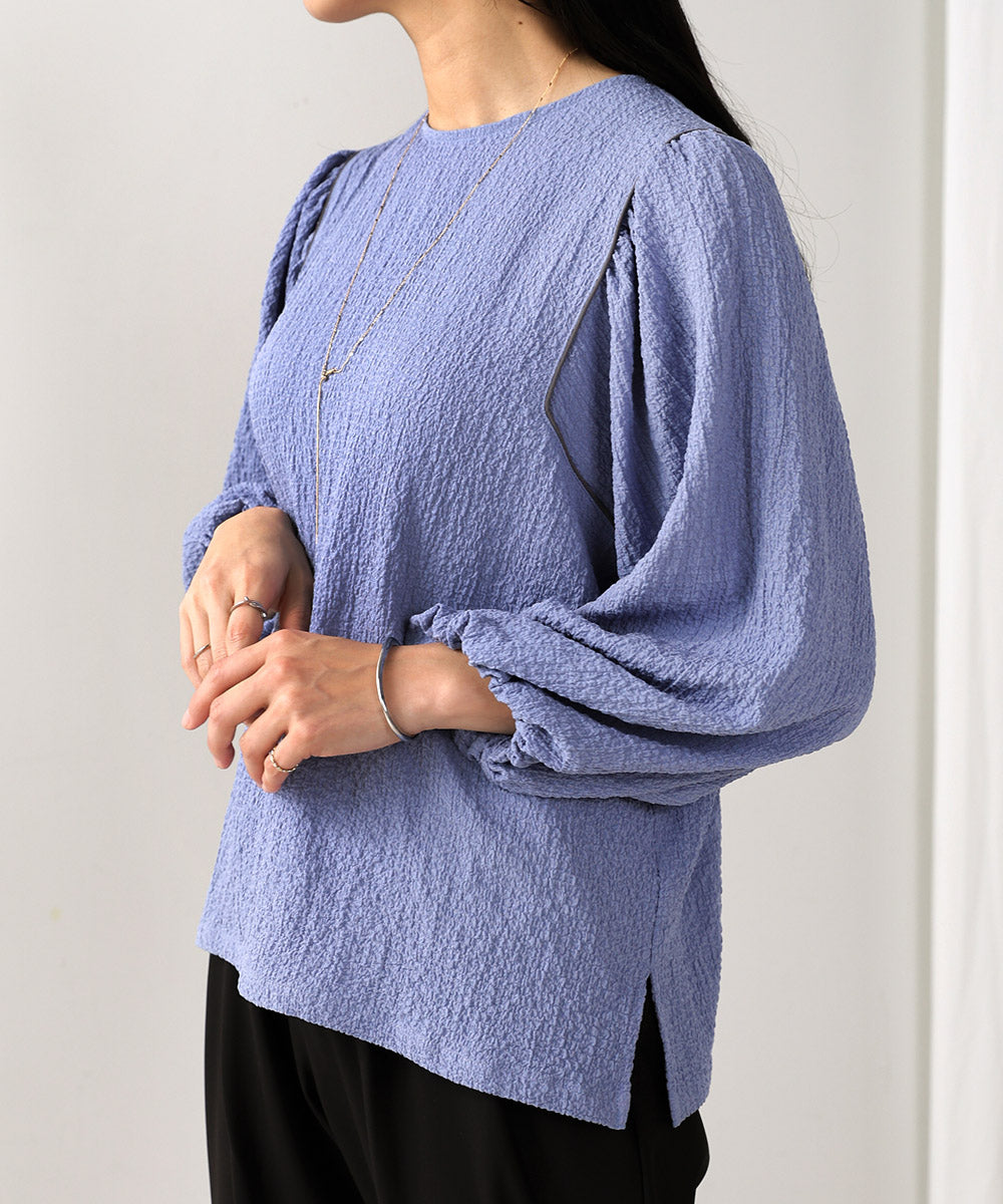 リップル加工パイピングブラウス