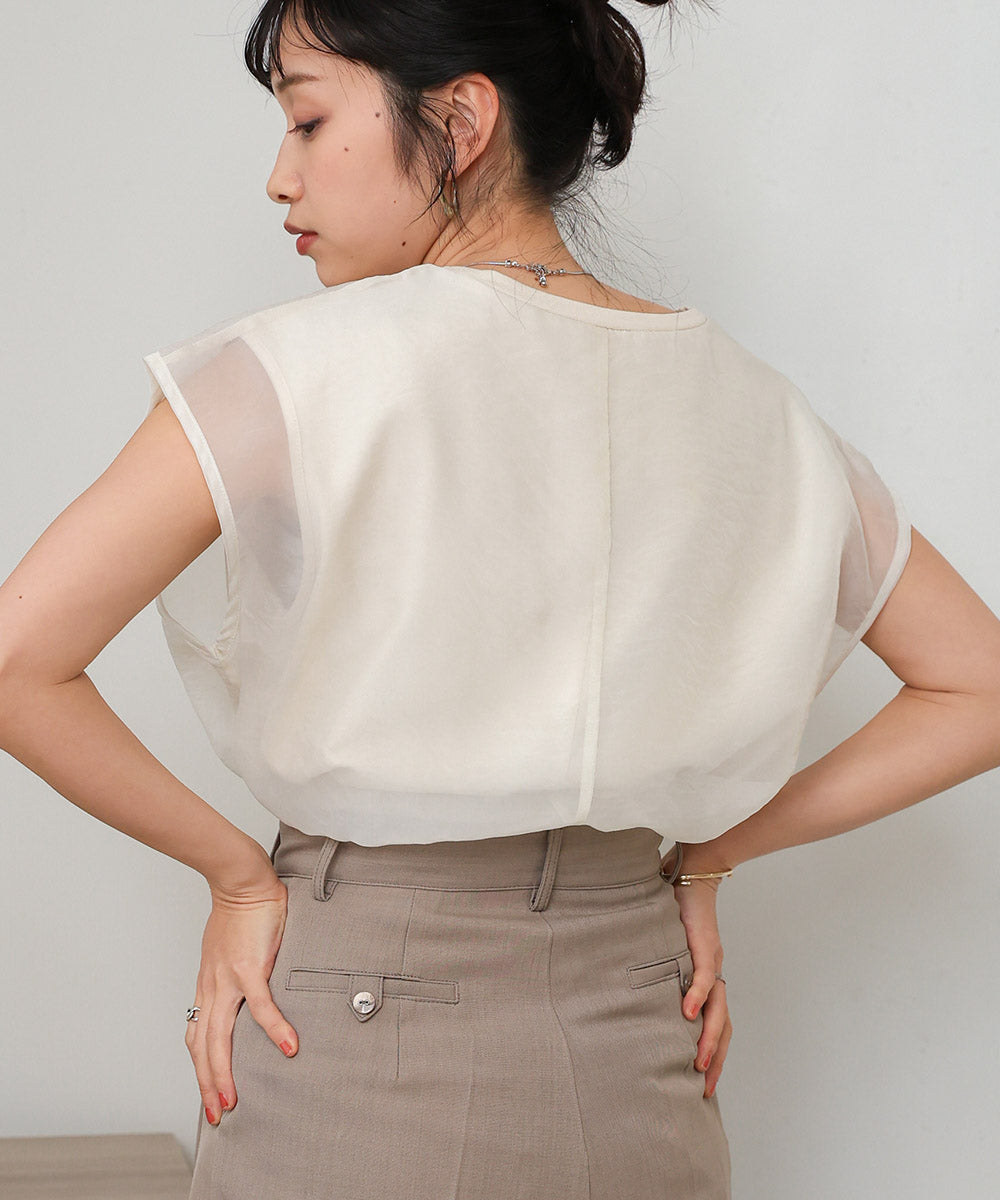 シアーレイヤードノースリーブトップス