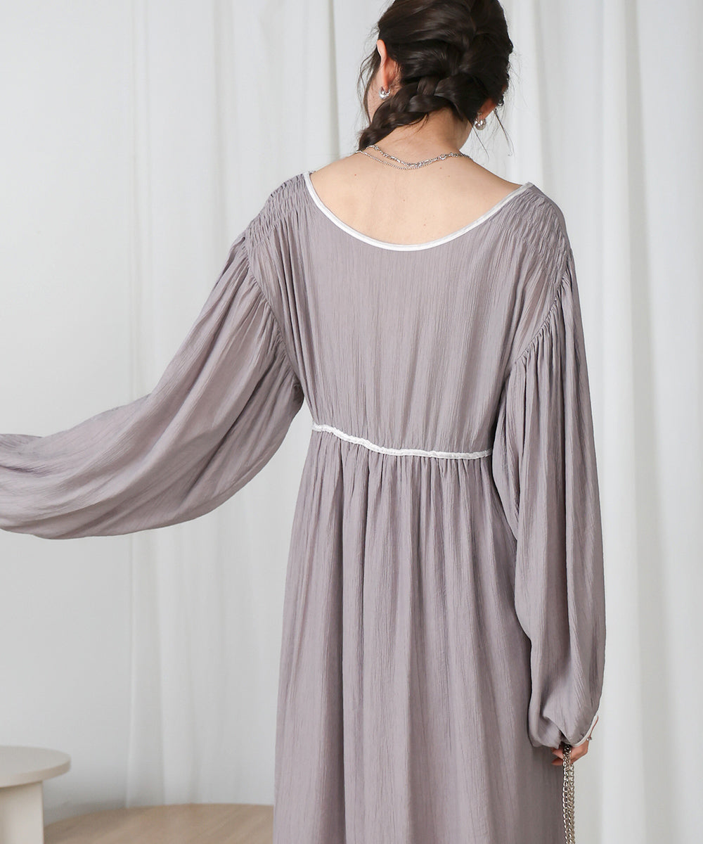 【低身長向けサイズあり】袖ボリュームパイピングワンピース