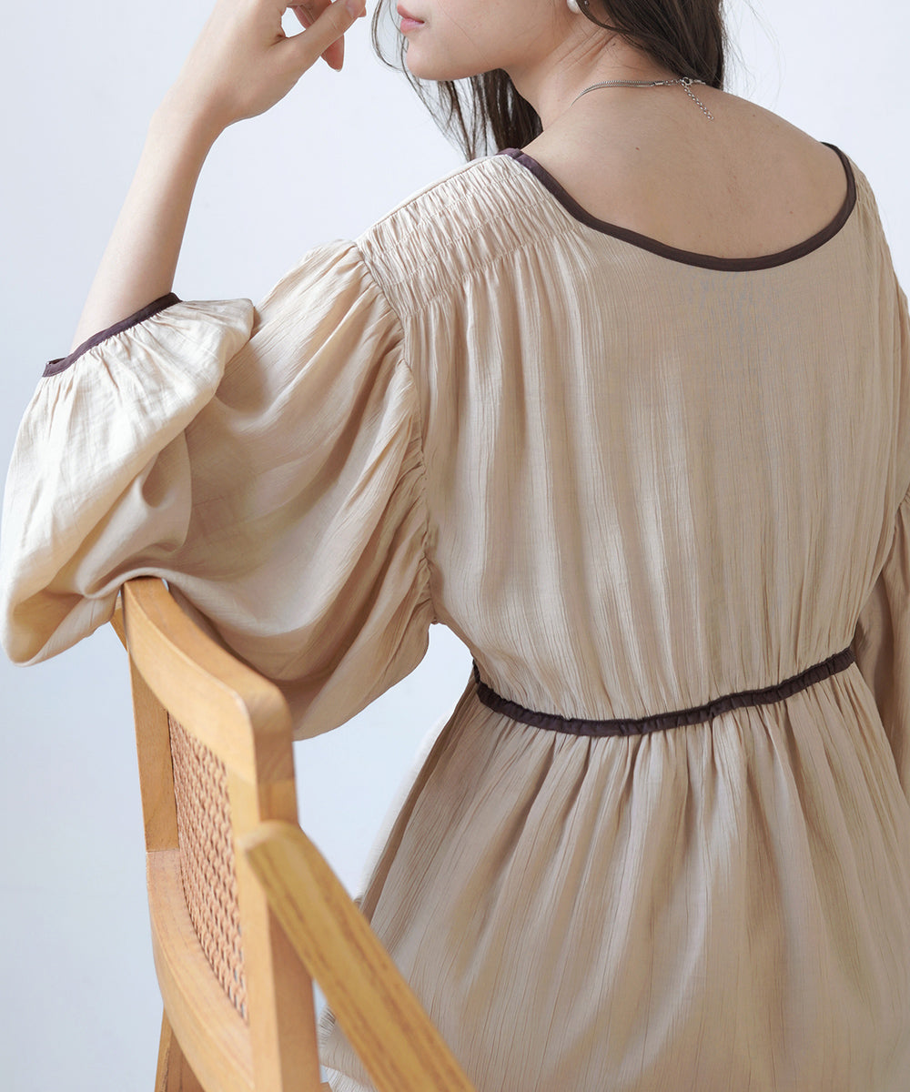 【低身長向けサイズあり】袖ボリュームパイピングワンピース