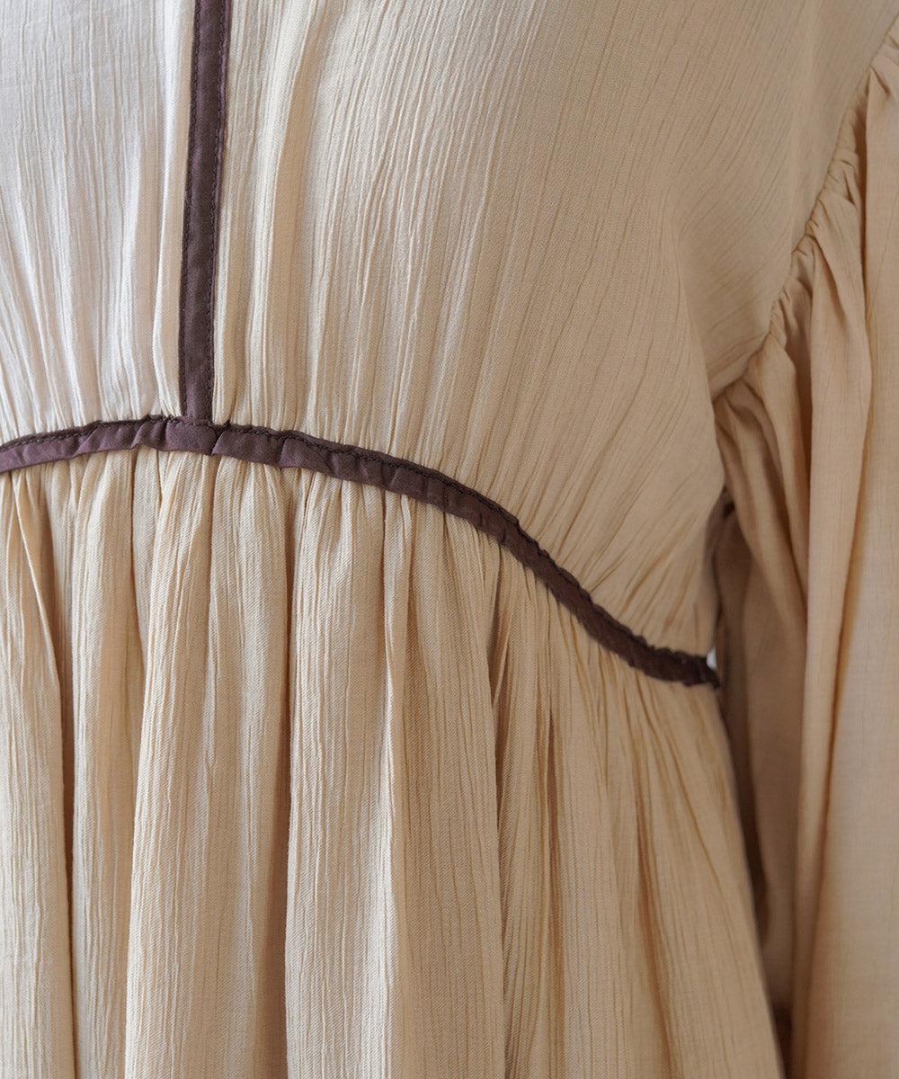 【低身長向けサイズあり】袖ボリュームパイピングワンピース