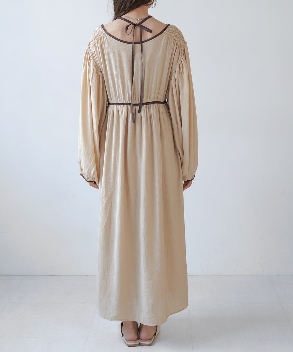 【低身長向けサイズあり】袖ボリュームパイピングワンピース