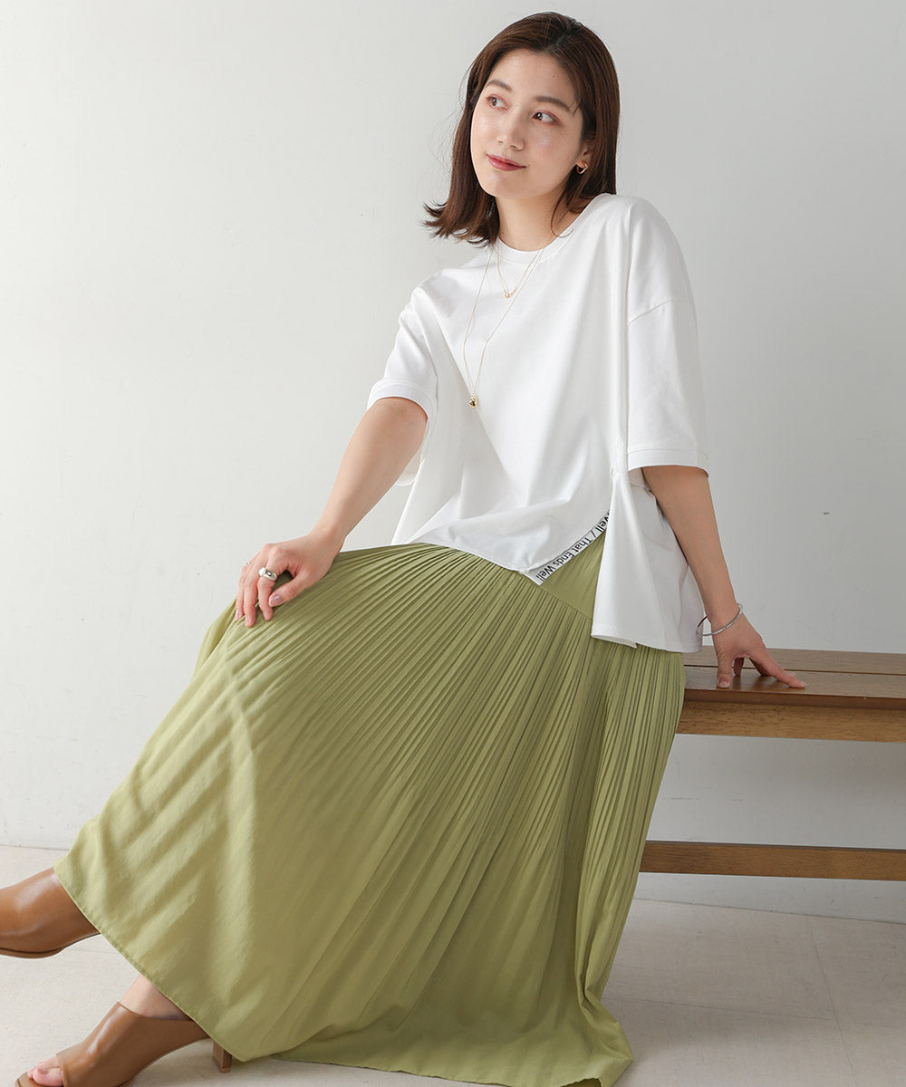 ロゴテープカットソー