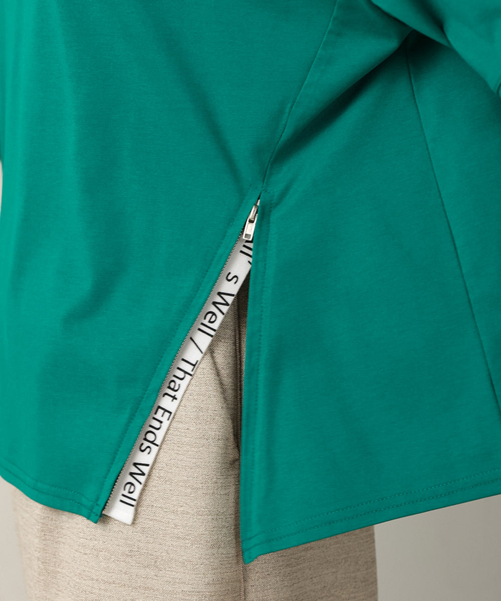 ロゴテープカットソー