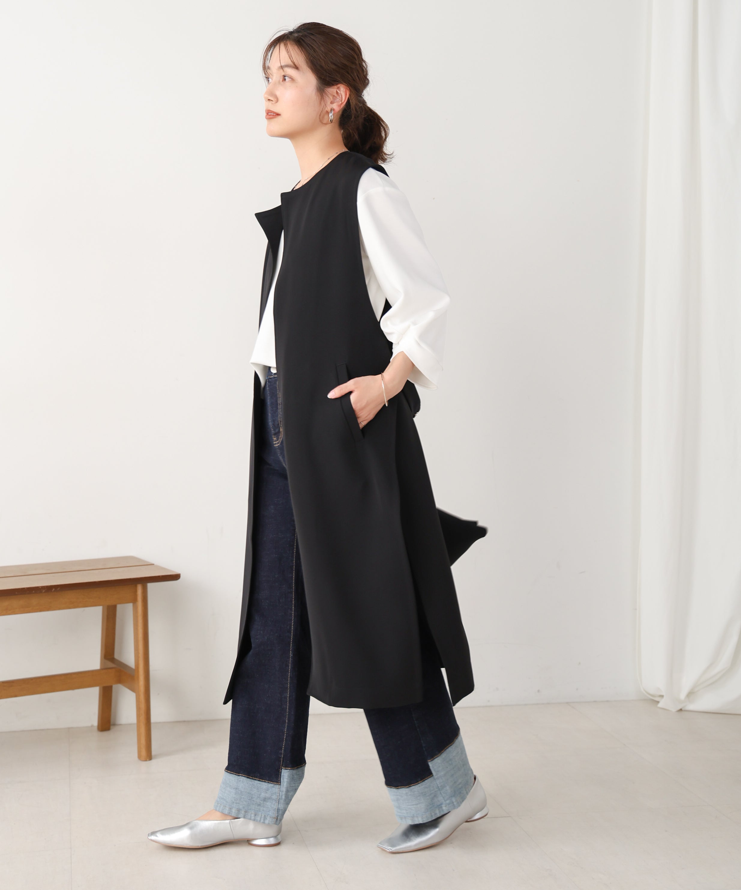 【WEB限定】BACKベルトボタン付きシンプルジレ