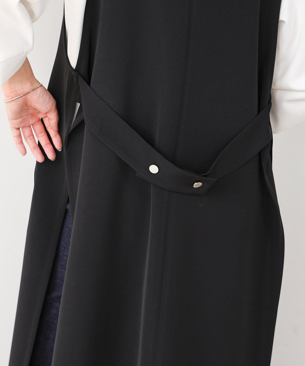 【WEB限定】BACKベルトボタン付きシンプルジレ