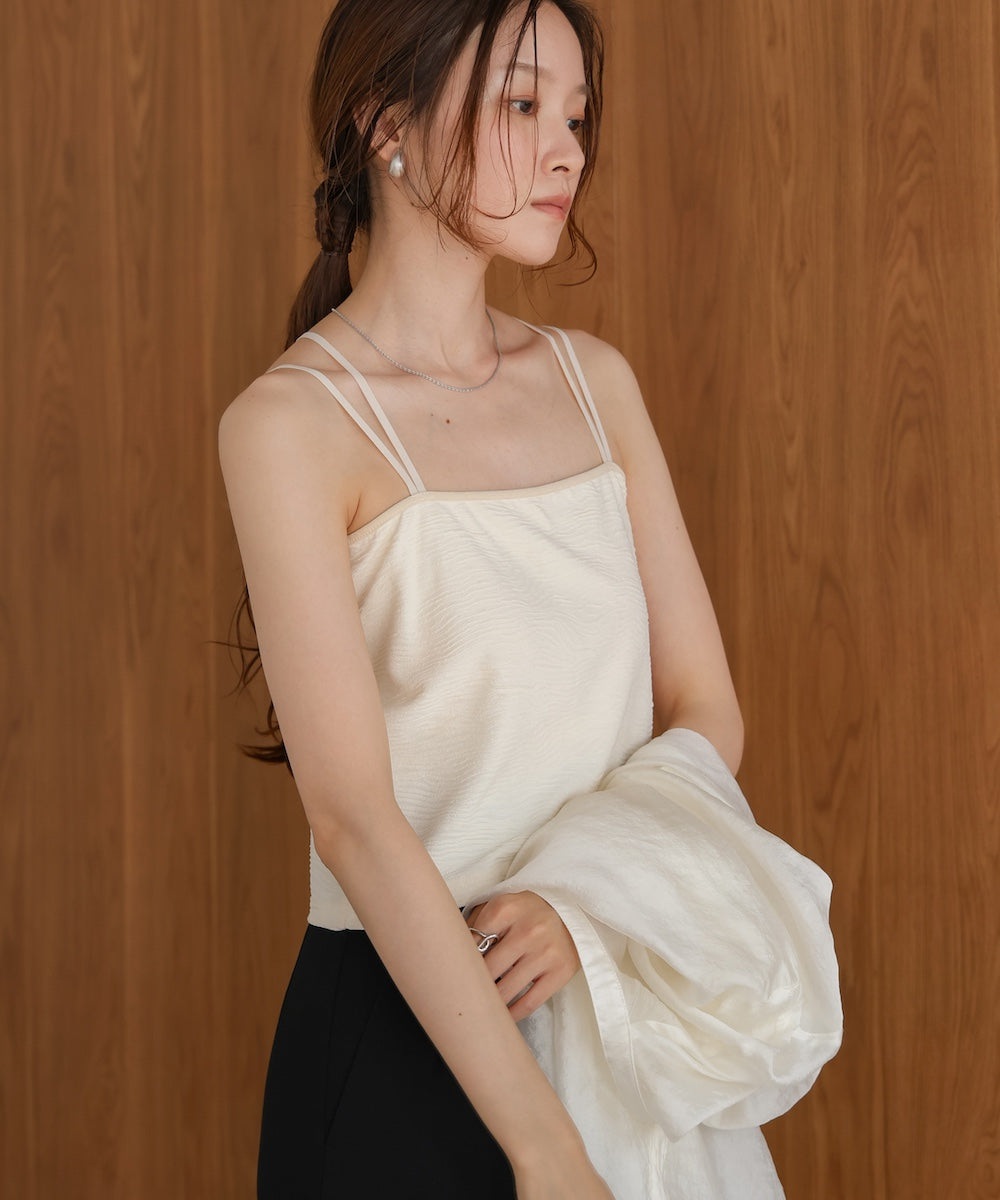 【S・Mサイズ展開】カップ付キショート丈ジャガードキャミソール