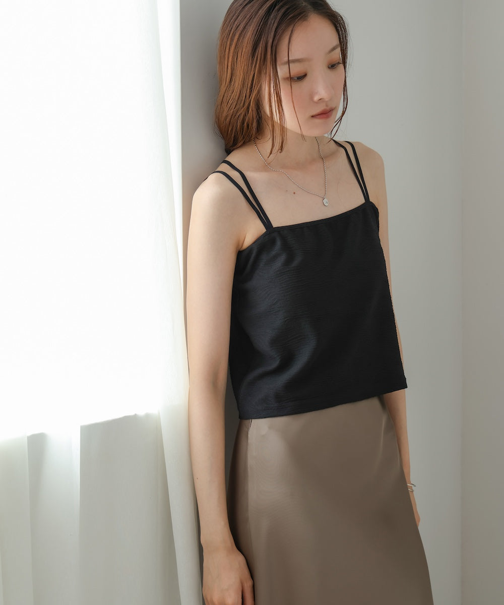 【S・Mサイズ展開】カップ付キショート丈ジャガードキャミソール