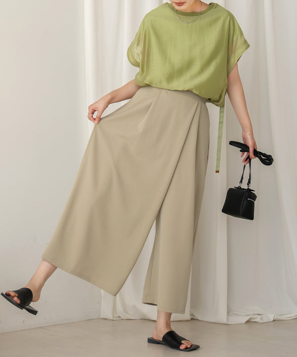 仮撚りタックストレートパンツ