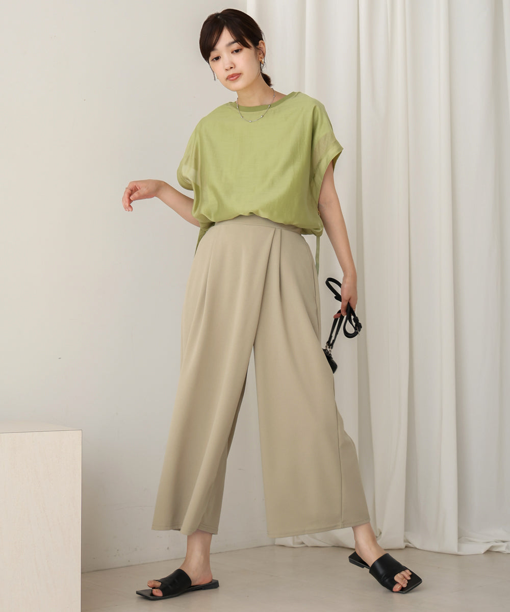 仮撚りタックストレートパンツ