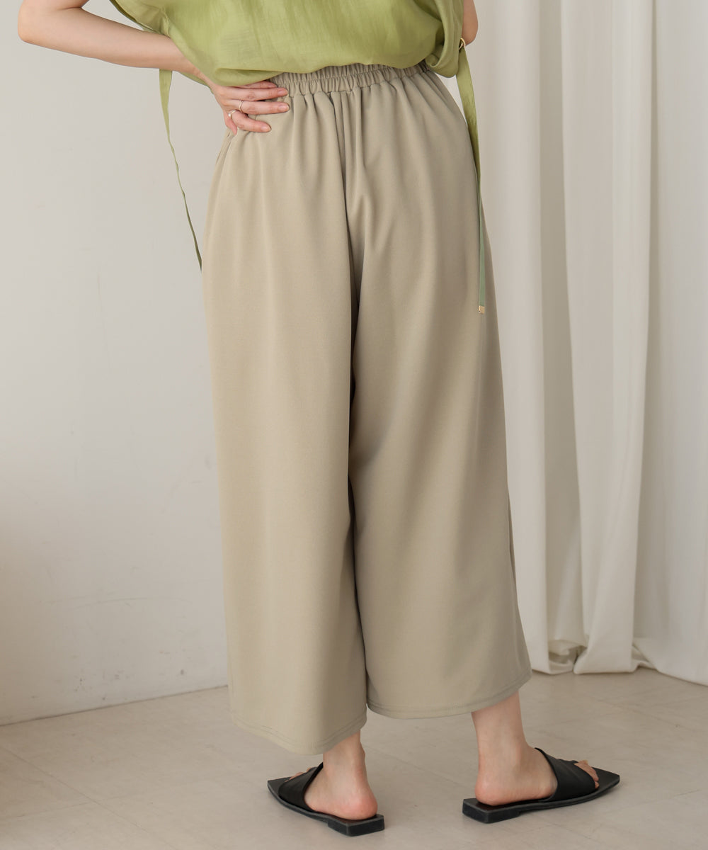 仮撚りタックストレートパンツ