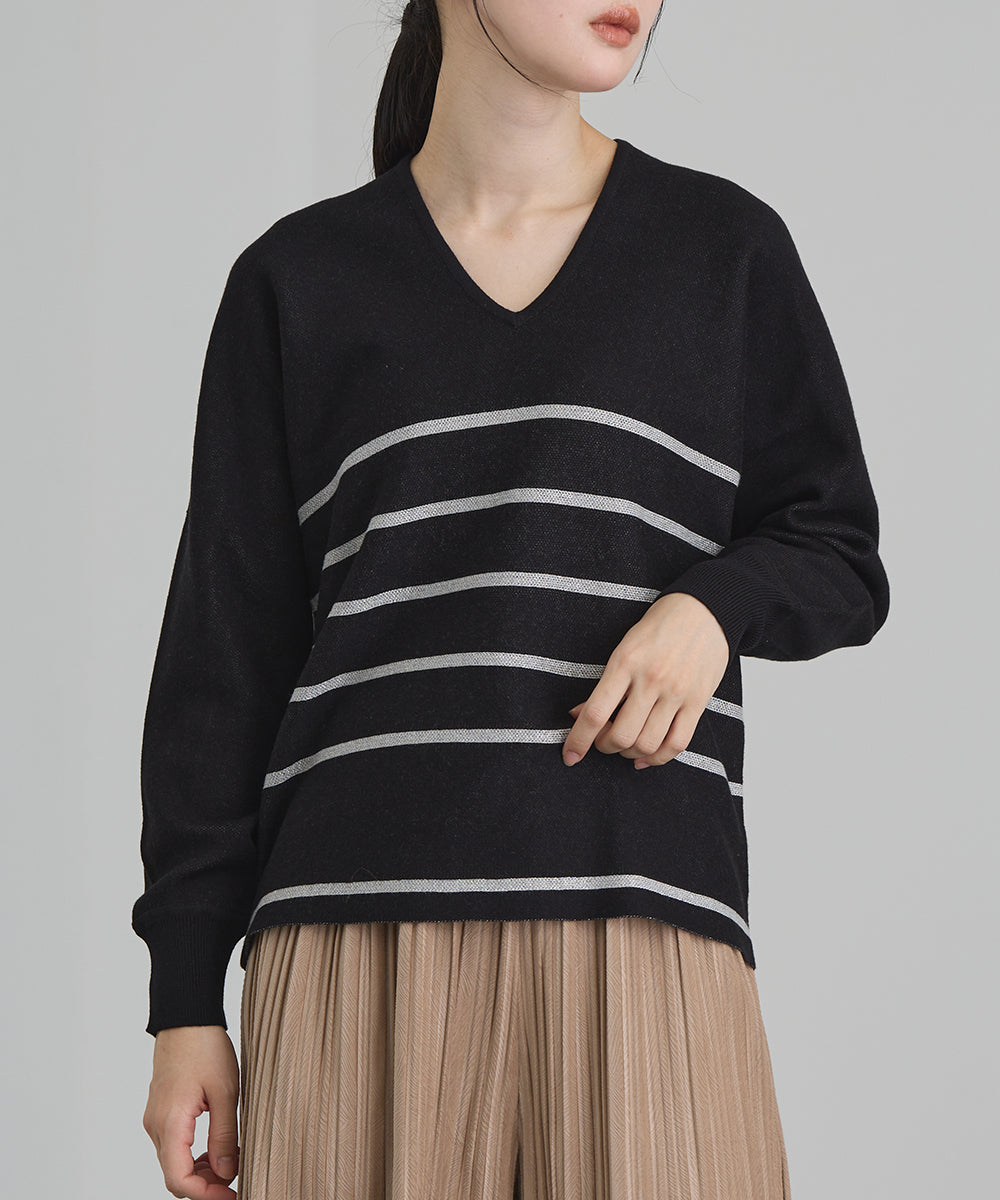ラメボーダーVネックニット