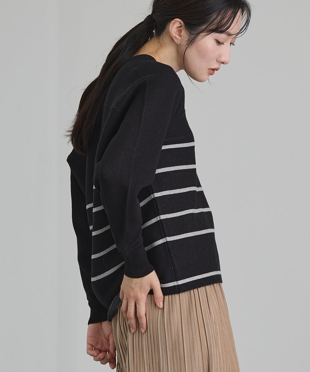 ラメボーダーVネックニット