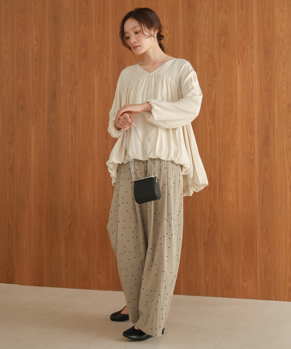 バルーンデザインブラウス