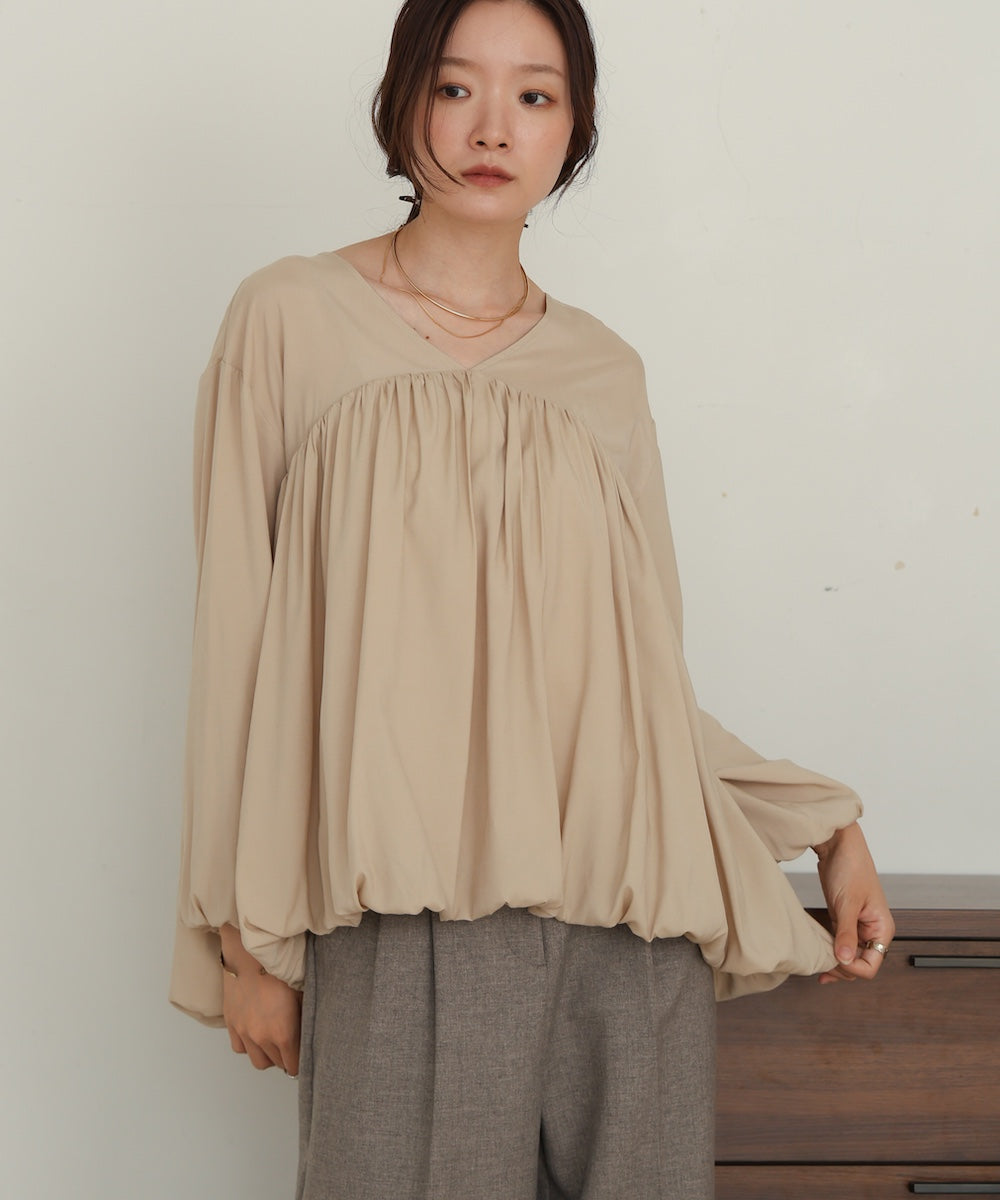 バルーンデザインブラウス
