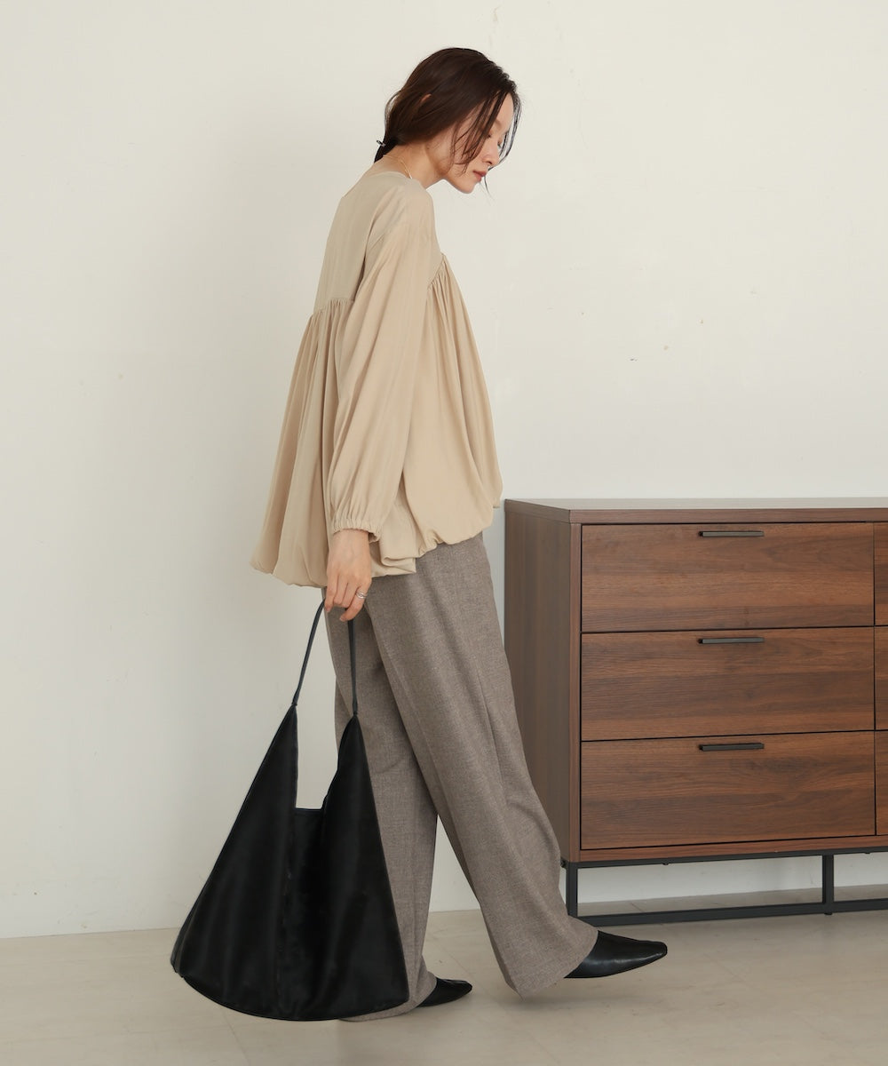 バルーンデザインブラウス