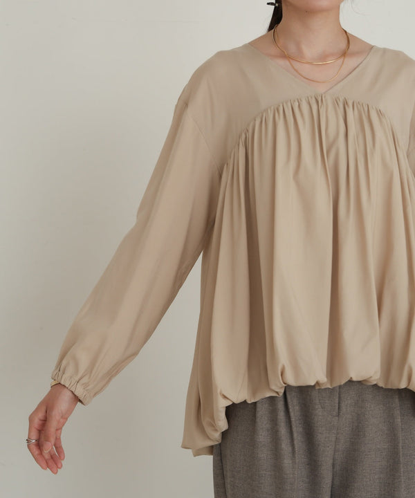 バルーンデザインブラウス