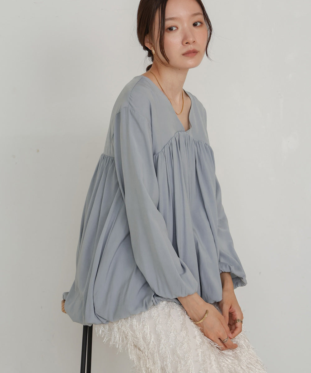 バルーンデザインブラウス