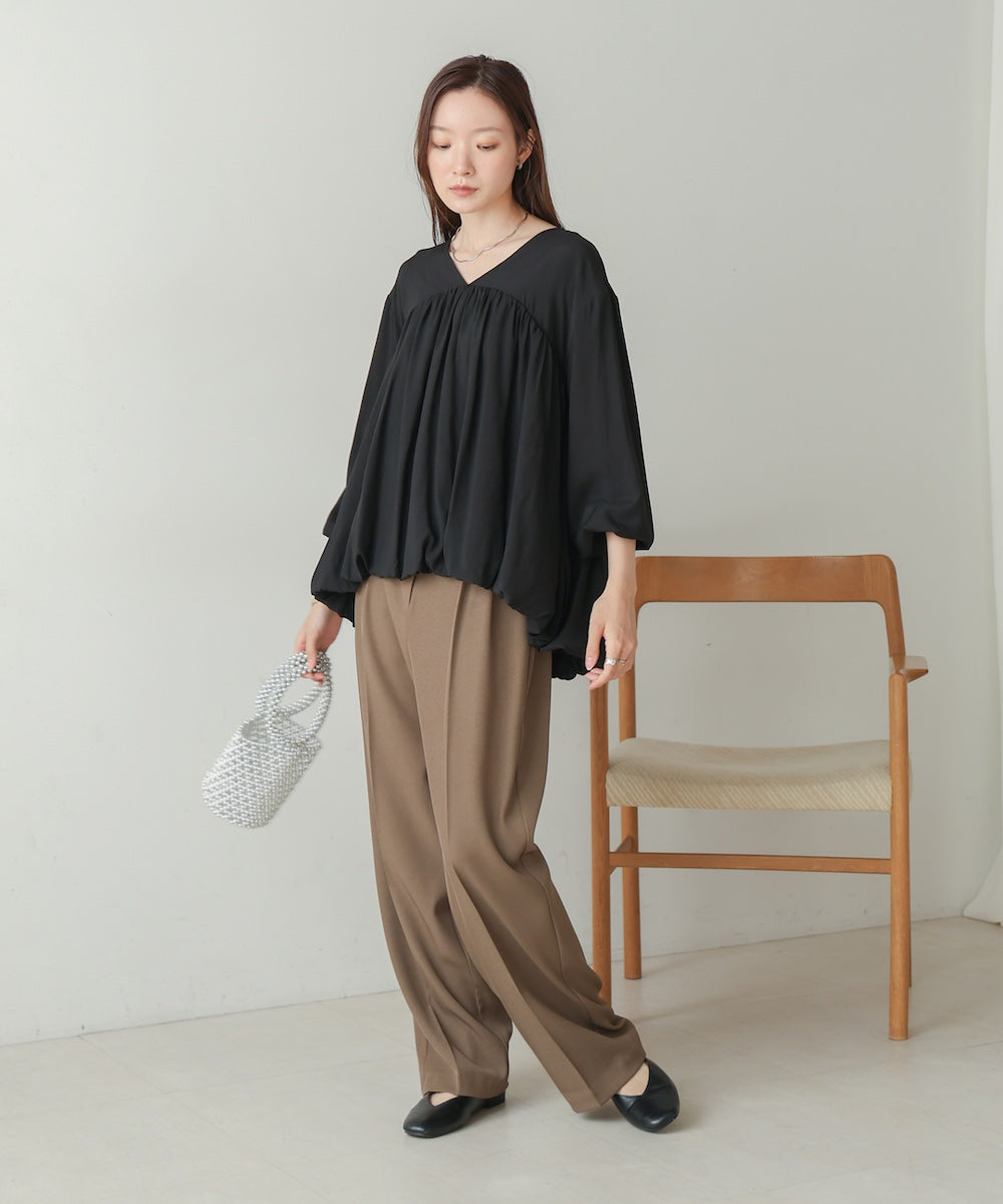 バルーンデザインブラウス