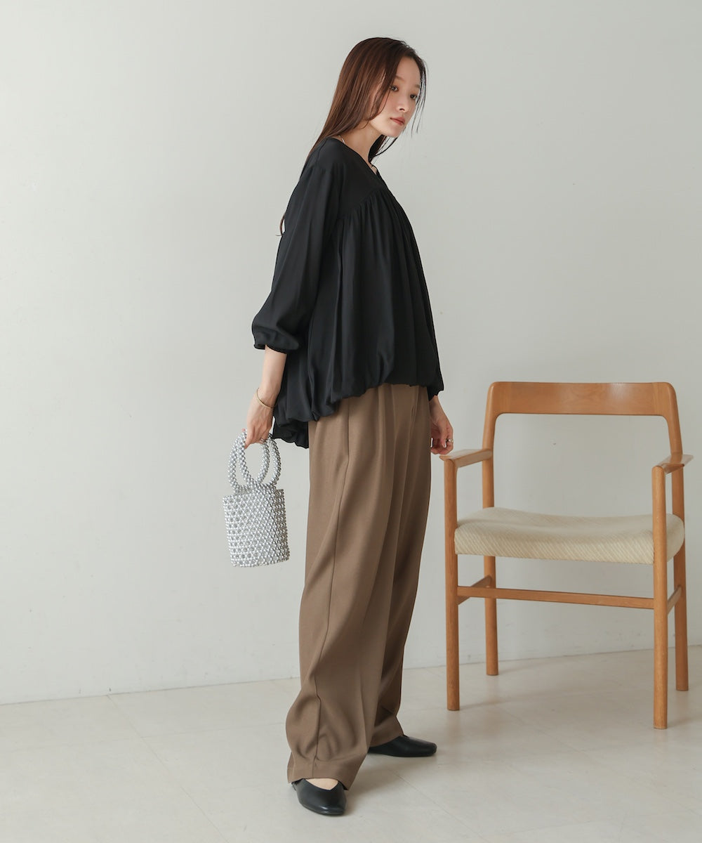 バルーンデザインブラウス