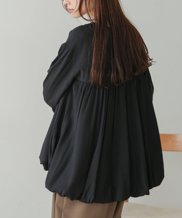バルーンデザインブラウス