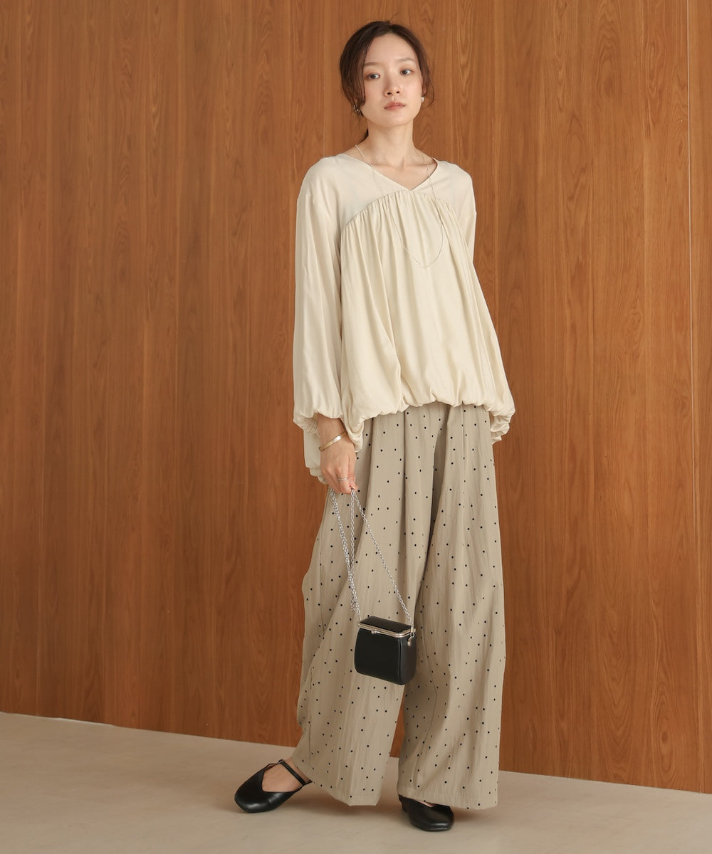 バルーンデザインブラウス