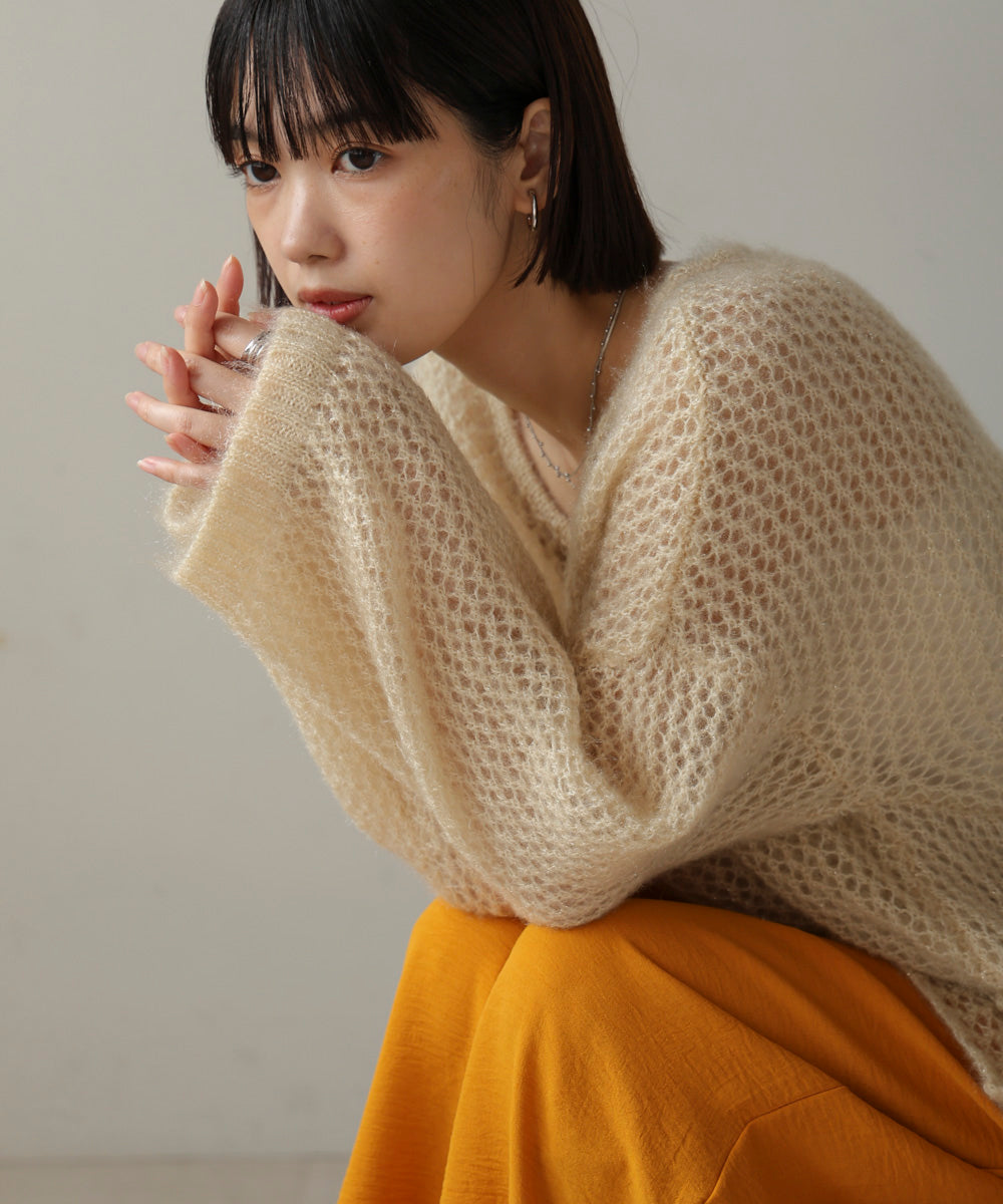 ネコヤーンラメシアーニット