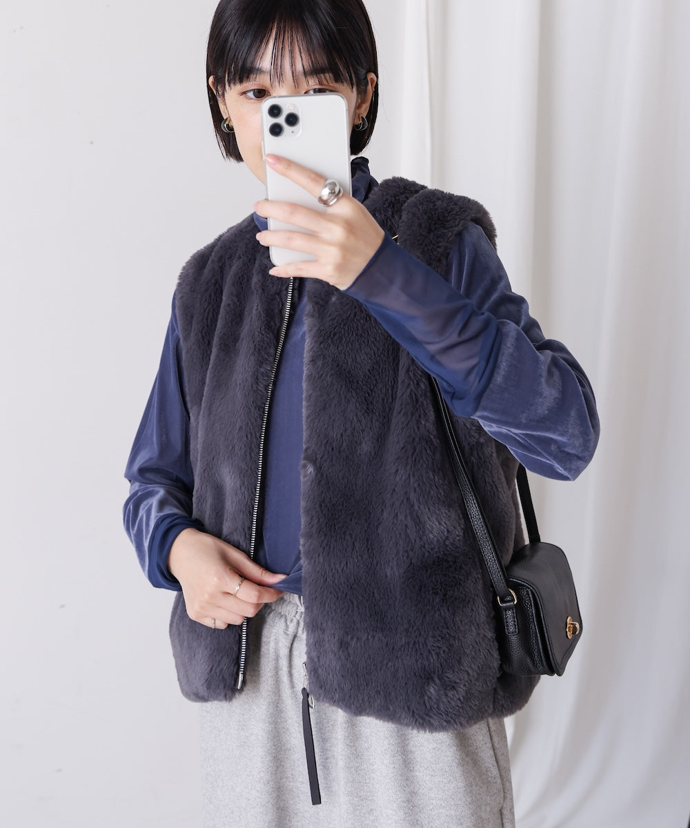 【WEB限定】フェイクシープファーベスト