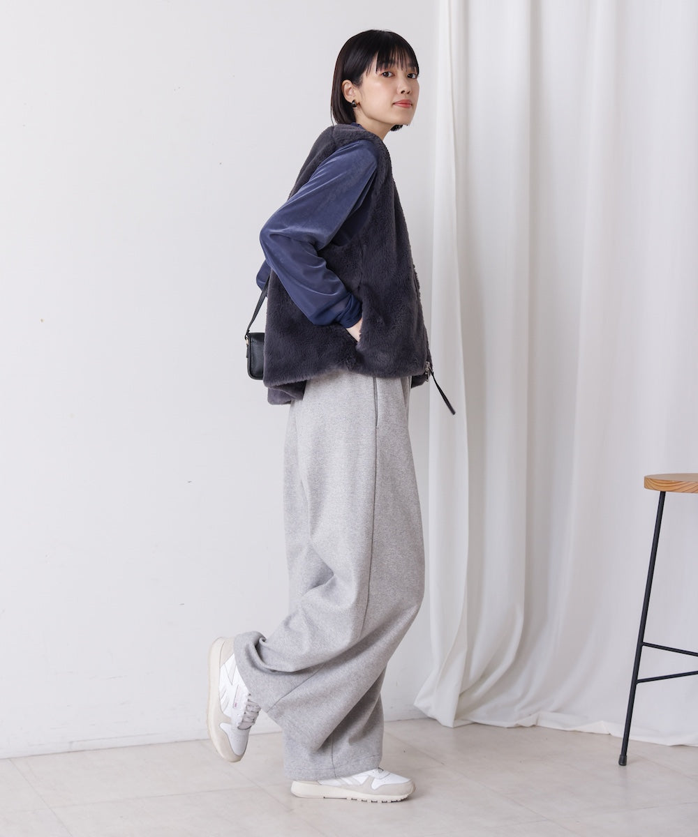 【WEB限定】フェイクシープファーベスト