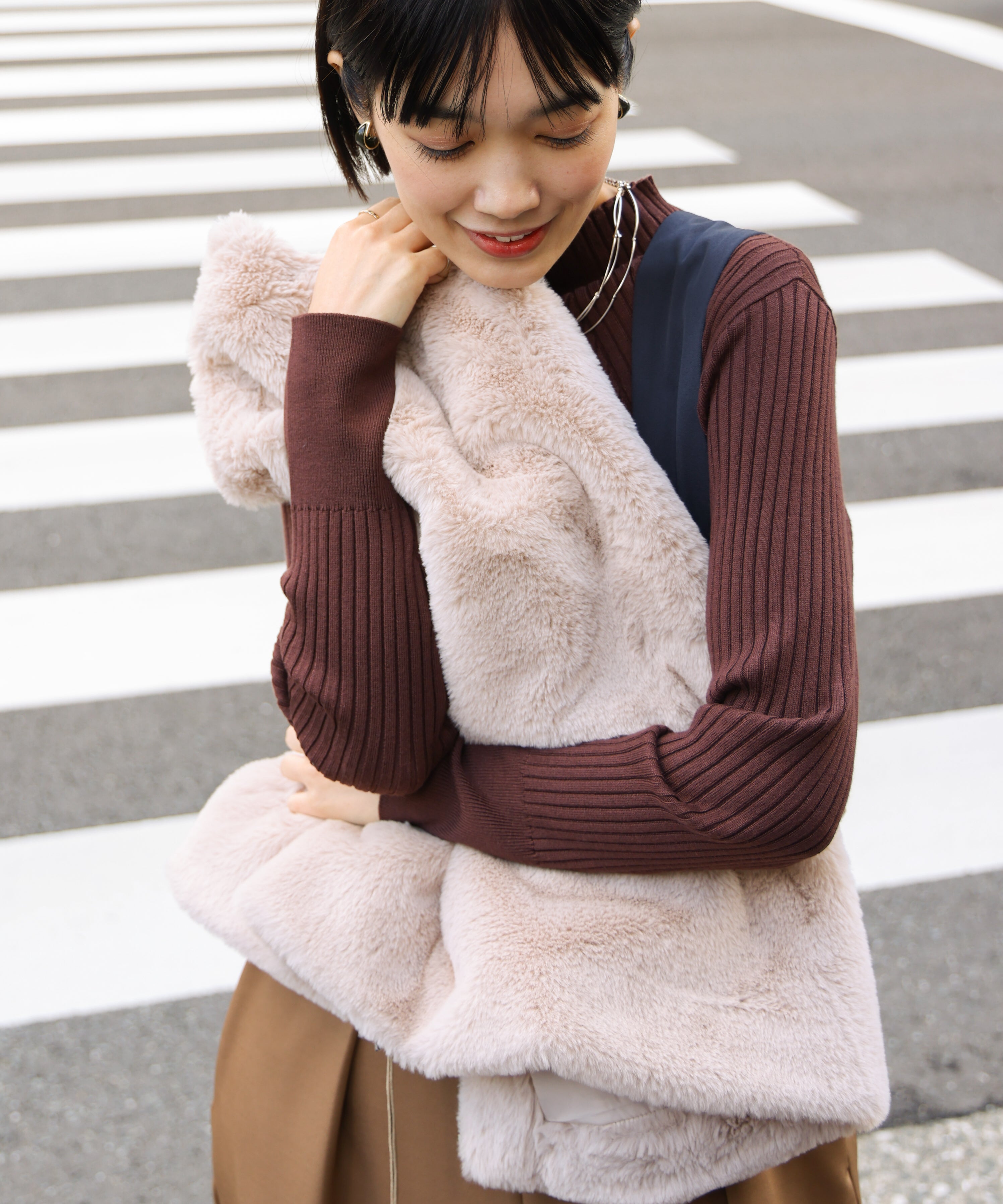 【WEB限定】フェイクシープファーベスト