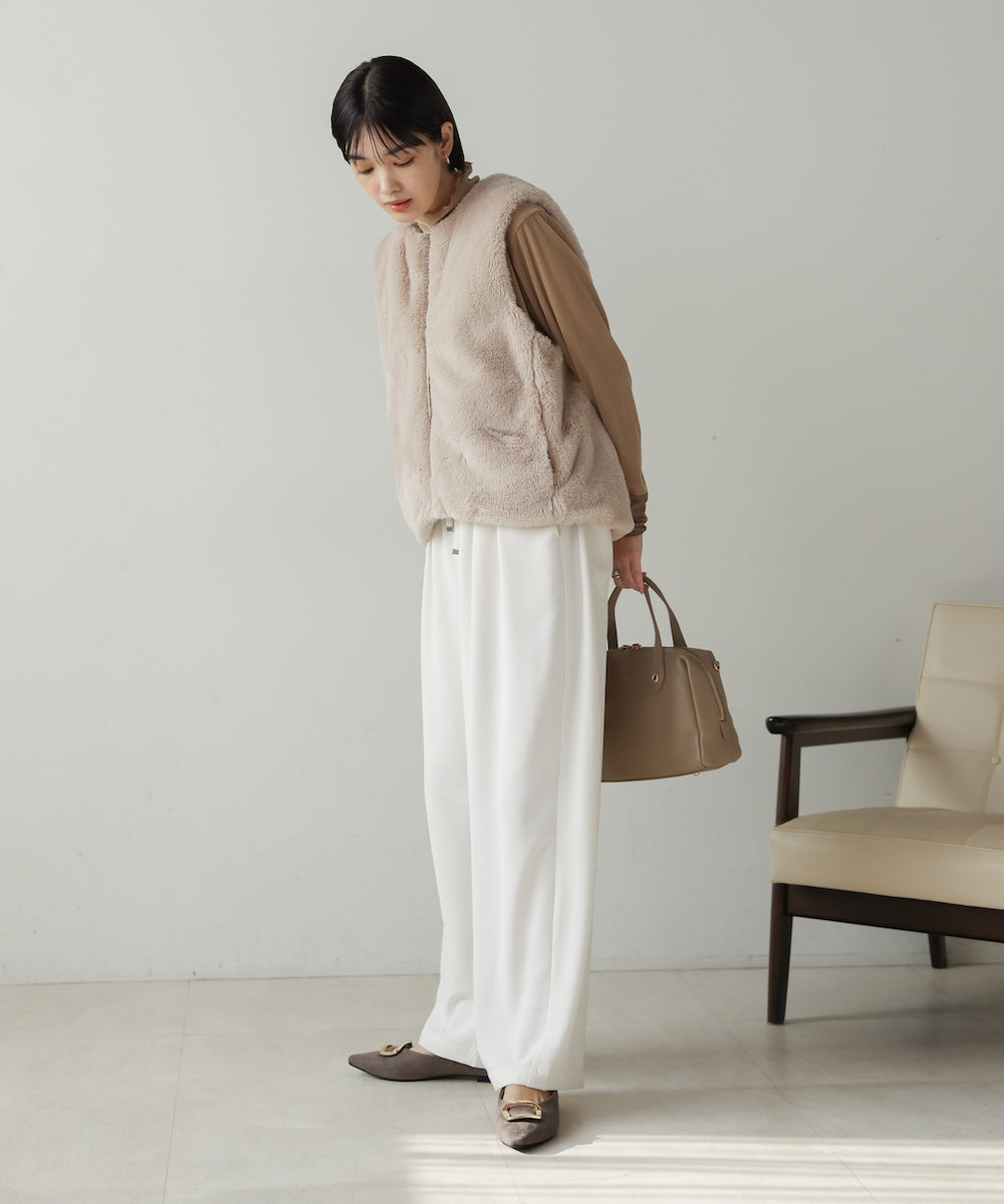 【WEB限定】フェイクシープファーベスト