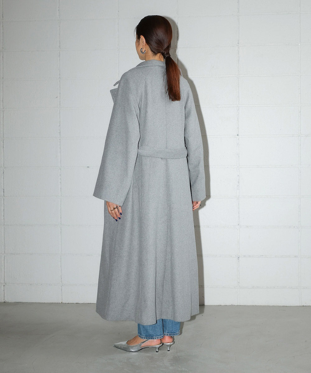 SLEEVE SLIT COAT