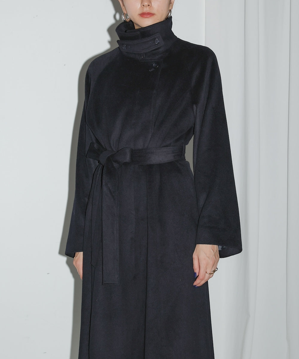 SLEEVE SLIT COAT