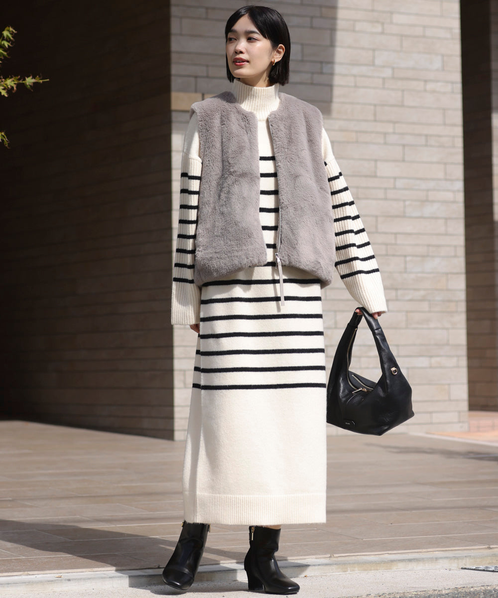 ハイネックIラインニットワンピース