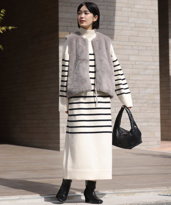 ハイネックIラインニットワンピース