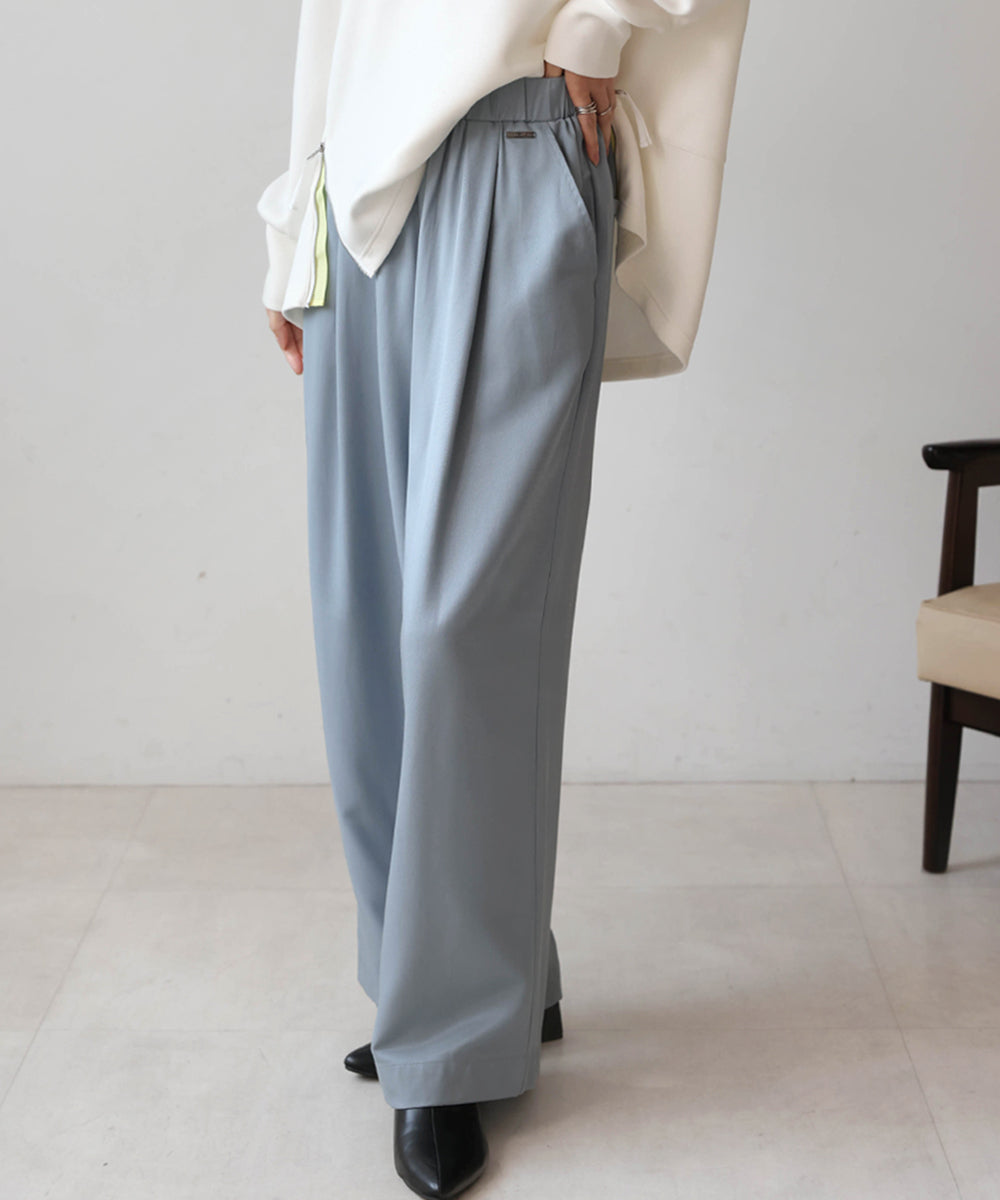 シャイニーリラックスパンツ