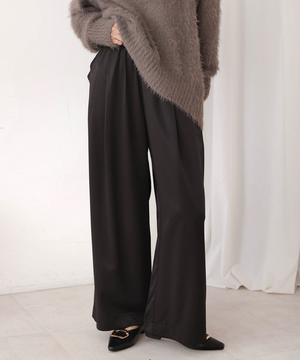 シャイニーリラックスパンツ