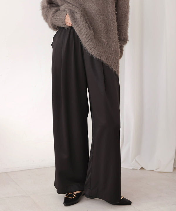 シャイニーリラックスパンツ