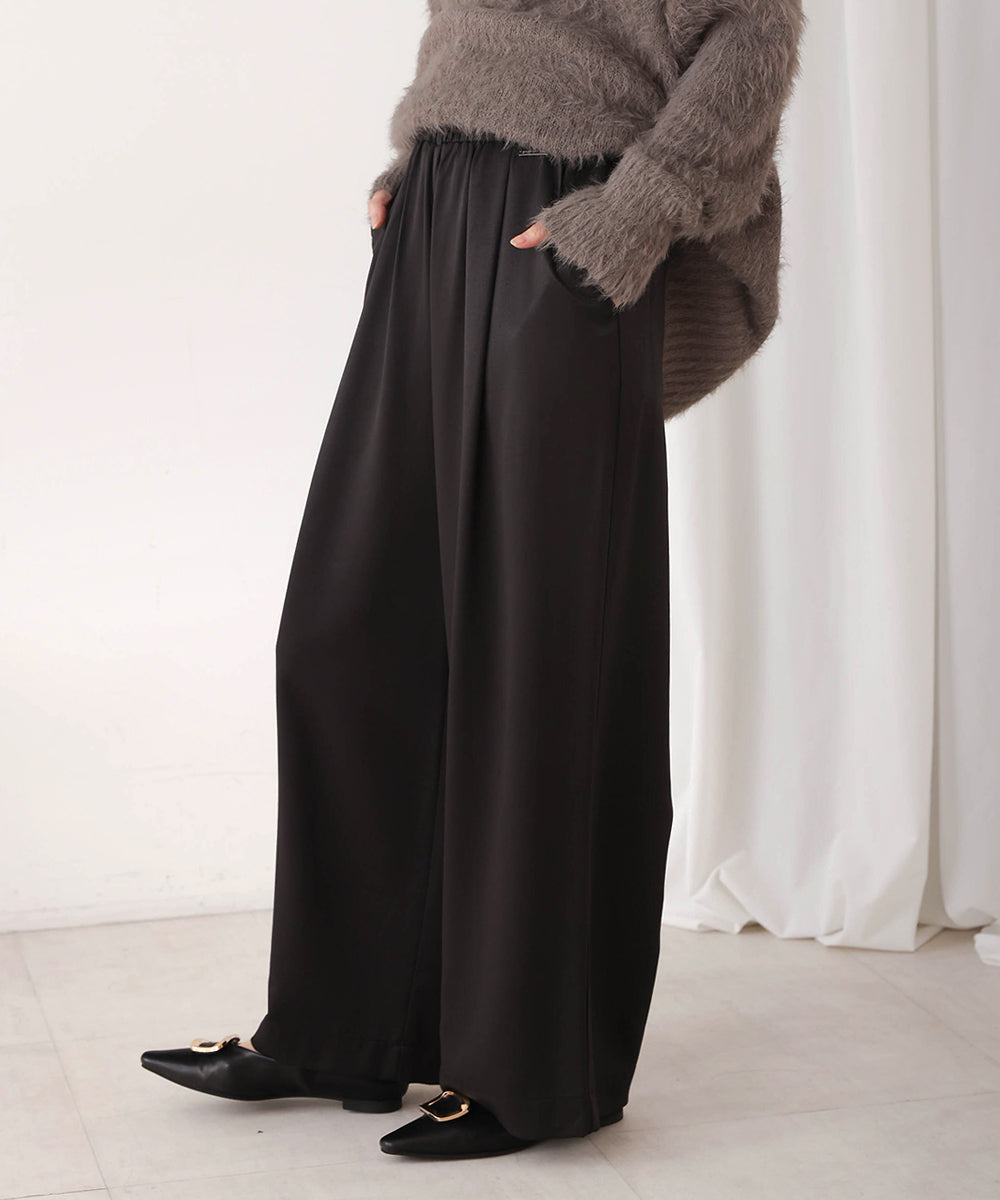 シャイニーリラックスパンツ