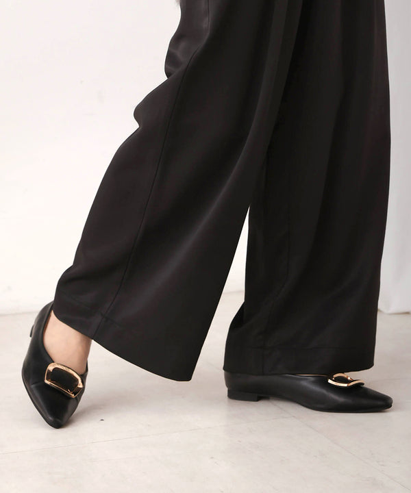 シャイニーリラックスパンツ