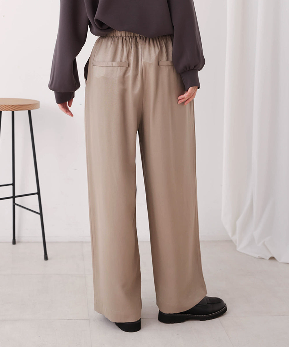 シャイニーリラックスパンツ