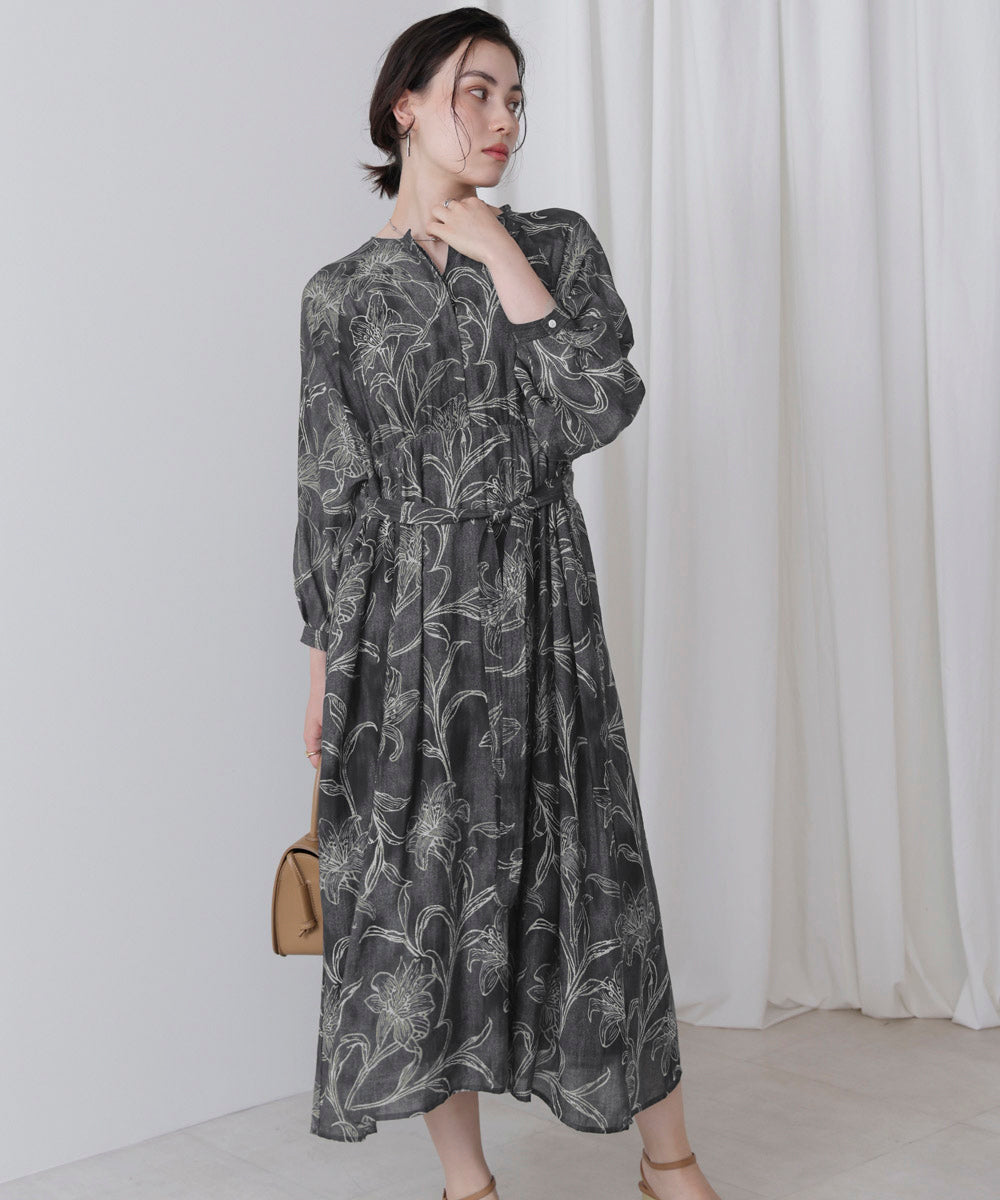 フラワー柄ワンピース